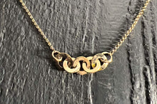 Load image into Gallery viewer, Hand-Forged 9-Carat Gold Five-Link Chain – Adjustable Length