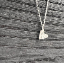 Load image into Gallery viewer, Silver hammered heart necklace
